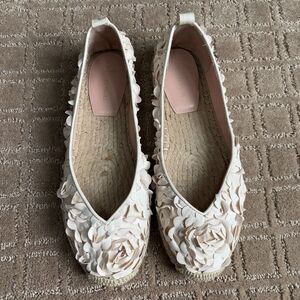 Elegant Cream Floral Women's Shoes